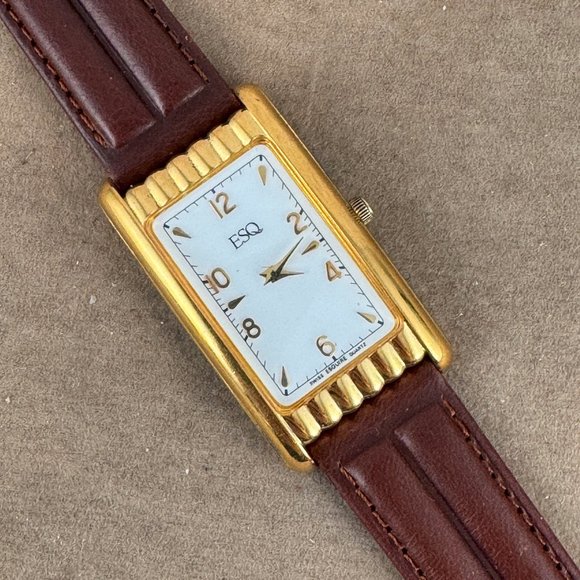 Vintage Movado Esquire Sculptured Tank with Curvature Case White Enamel Dial - Picture 3 of 12